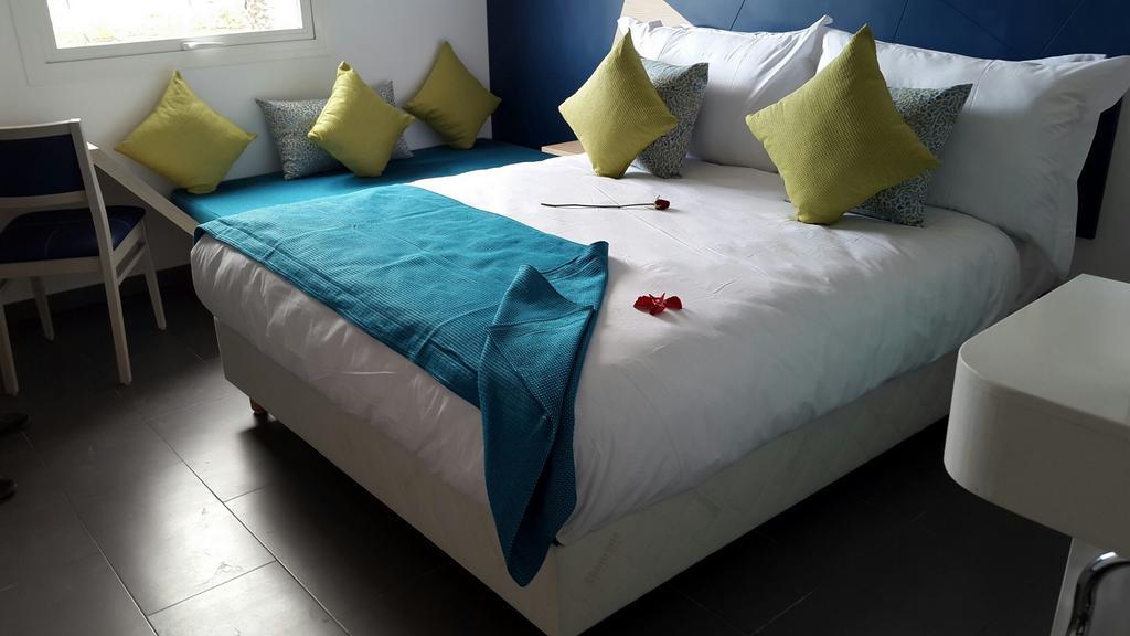 Quarto Duplo