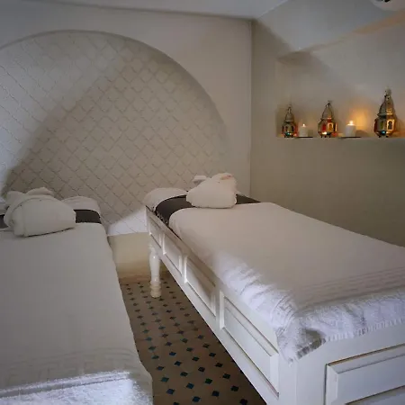 Riad El Arco Rooftop Pool & Spa-2